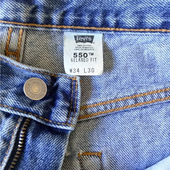 Vintage Levi's 550 Relaxed Fit Blue Jeans - Picture 3 of 6